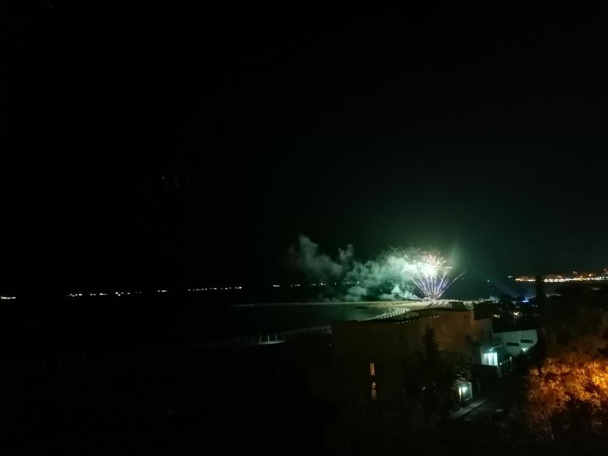 Sunrise Beachfront Relax Residence 콘스탄차 외부 사진